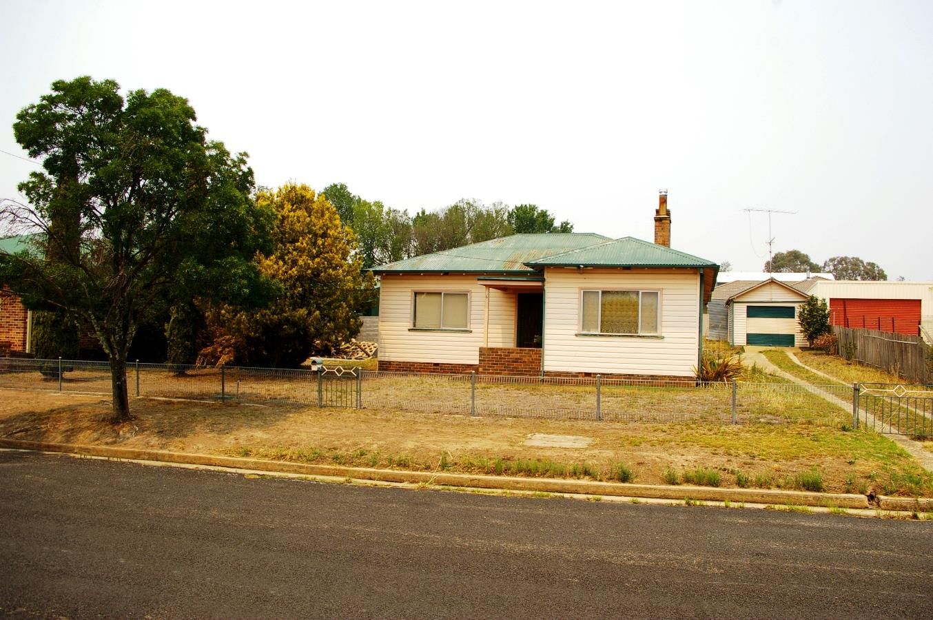 6 John Street, Uralla NSW 2358, Image 0