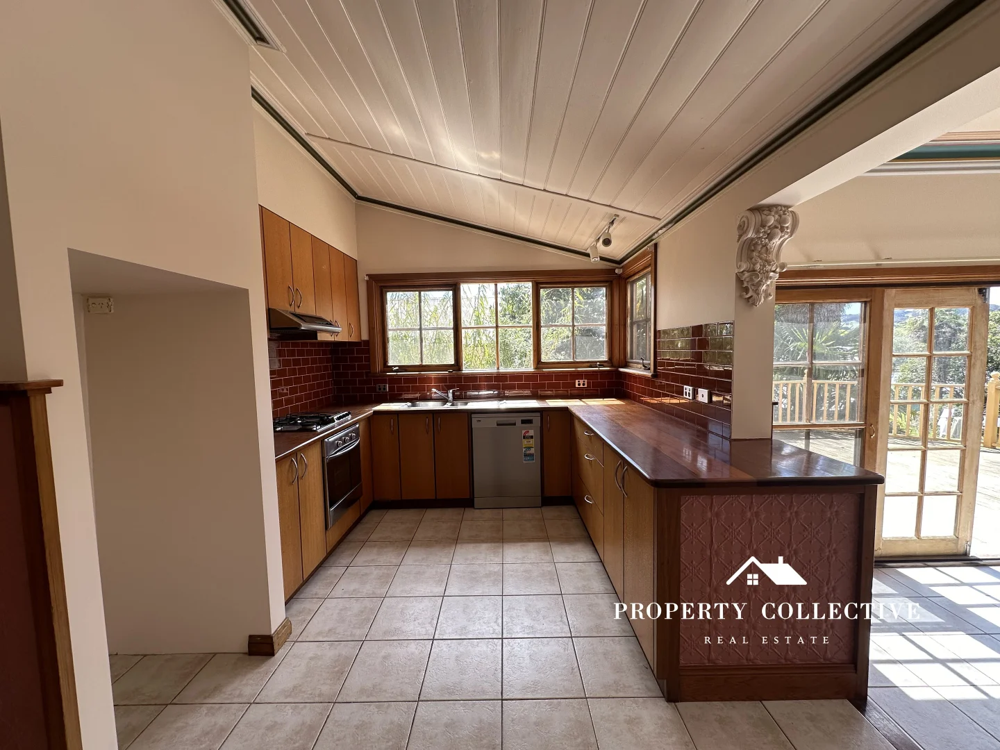 Additional image 3 of 11 Bridge Road, Beechworth VIC 3747