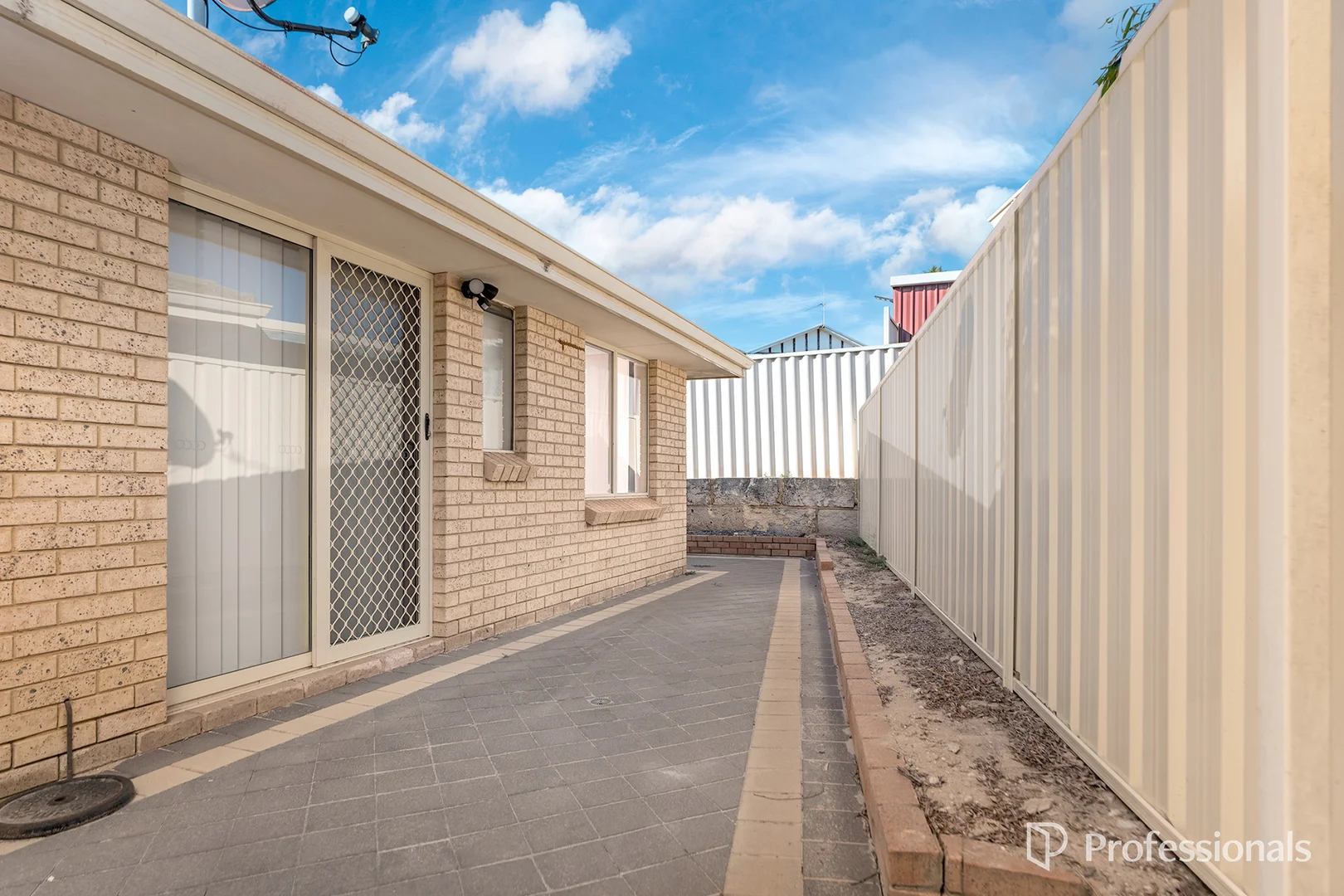 Additional image 12 of 2/4 McDermott Avenue, Wandina WA 6530