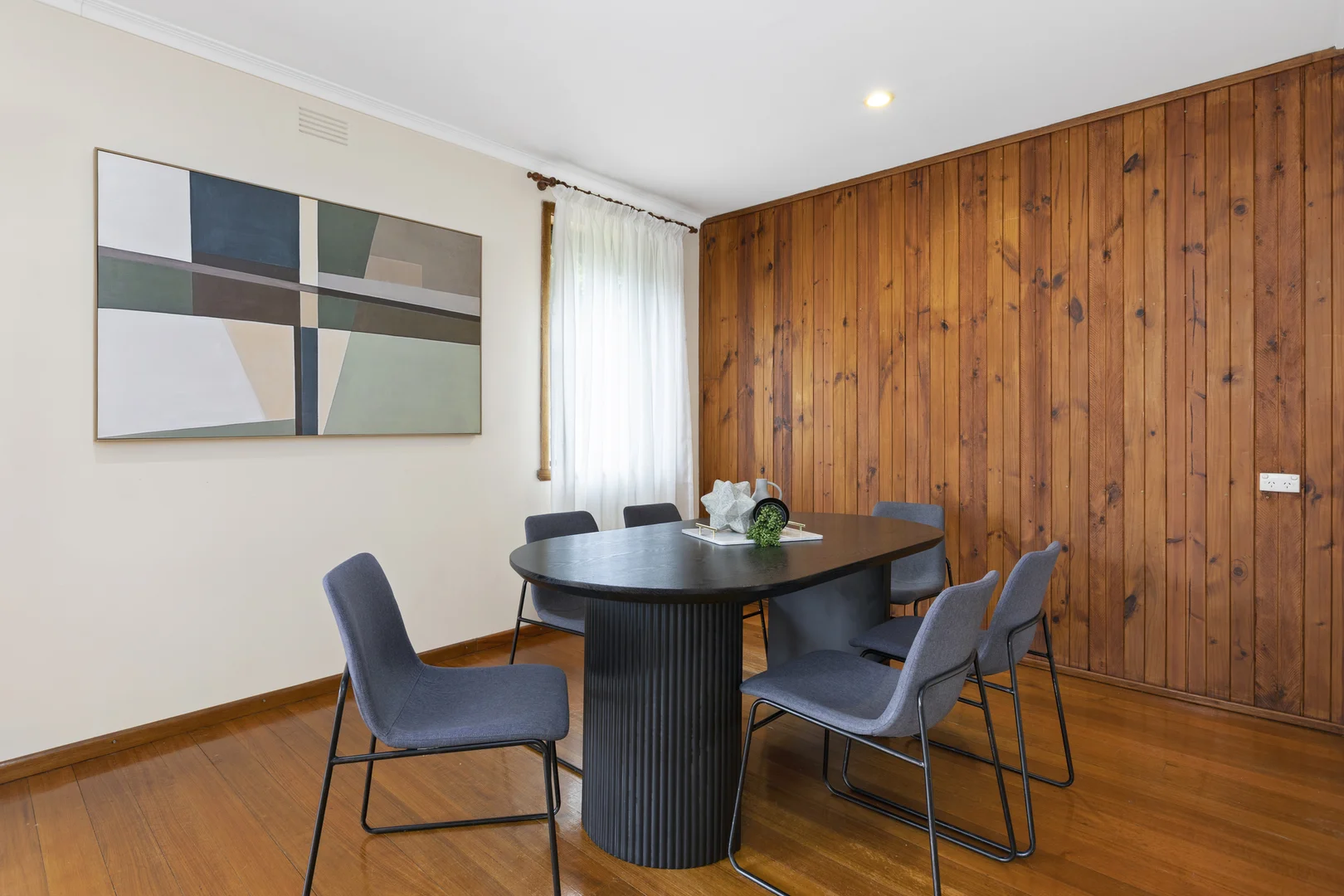 Additional image 13 of 2 Lawborough Avenue, Parkdale VIC 3195