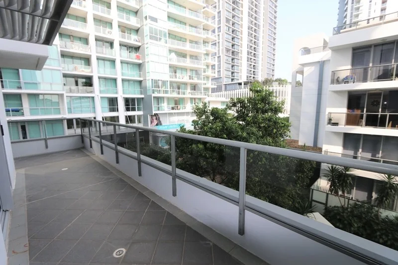 412/3 Como Crescent, Southport QLD 4215