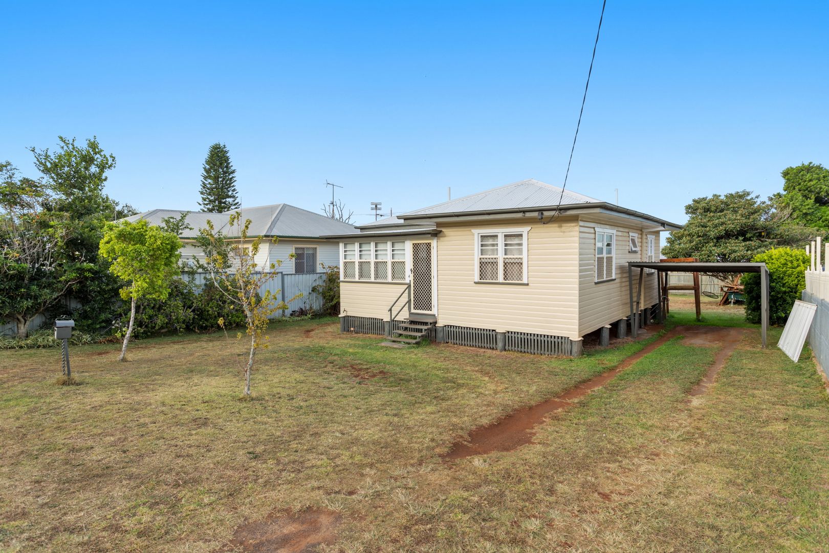 4 Blackwood Street, Harristown QLD 4350, Image 1