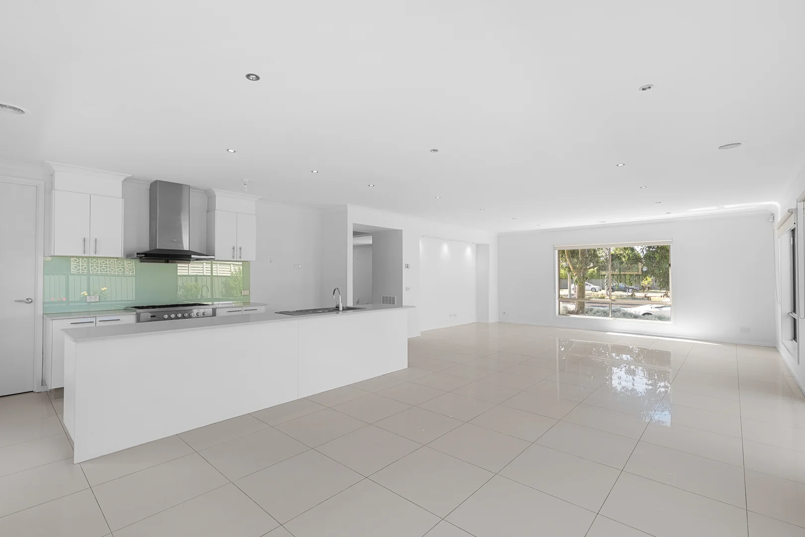 Additional image 2 of 1 Ponsford Drive, Point Cook VIC 3030