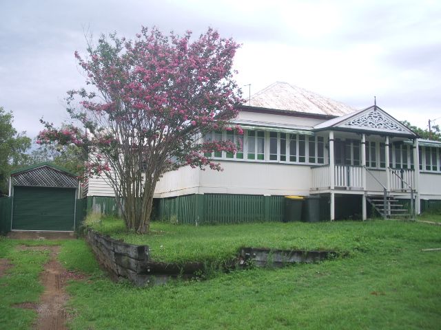 4 bedrooms House in  GIN GIN QLD, 4671