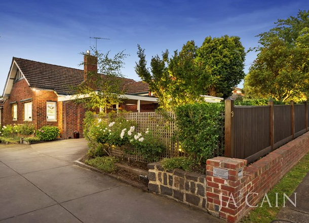 1/9 St Georges Crescent, Ashburton VIC 3147