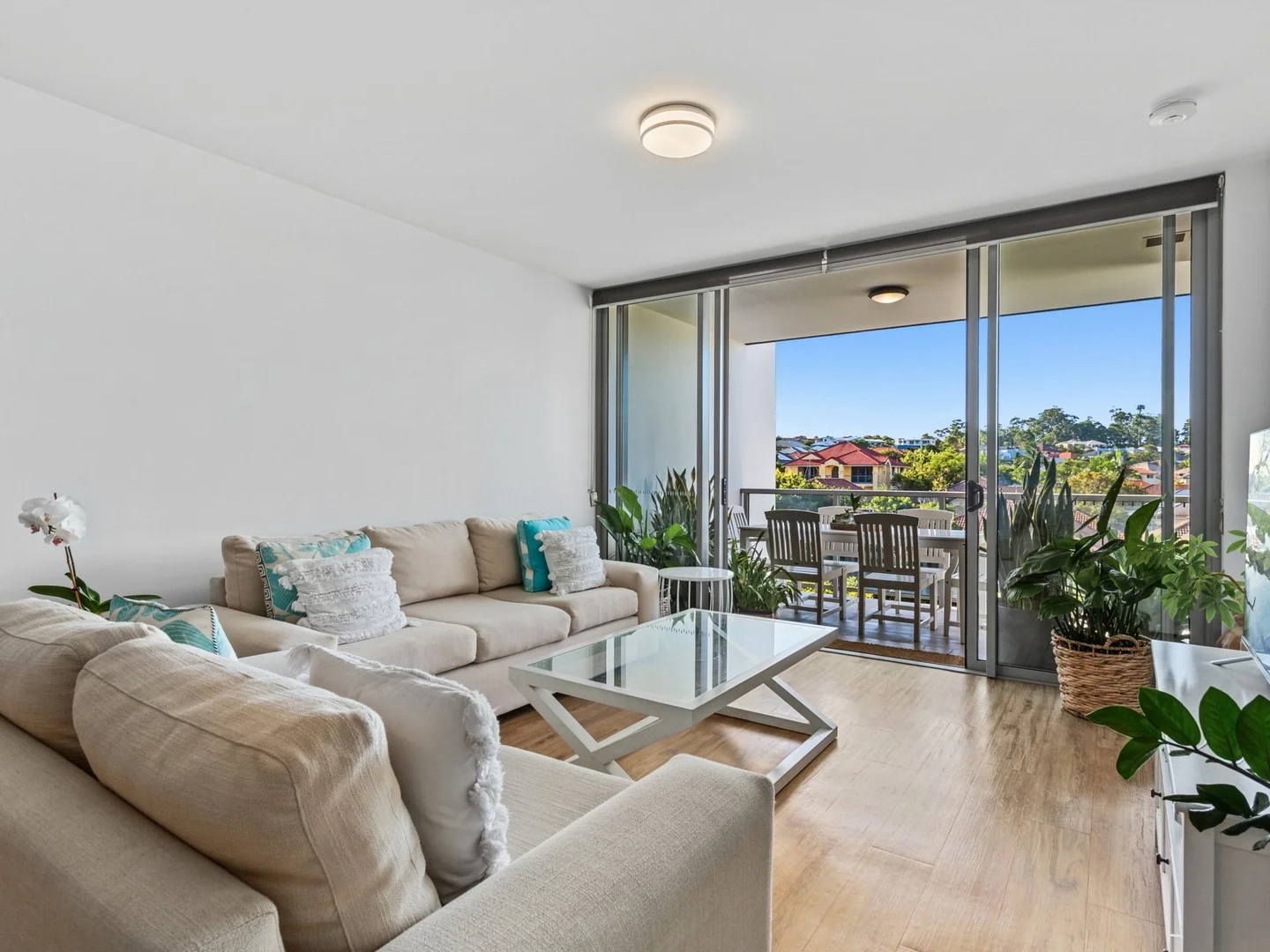 2302/65 Varsity Parade, Varsity Lakes QLD 4227