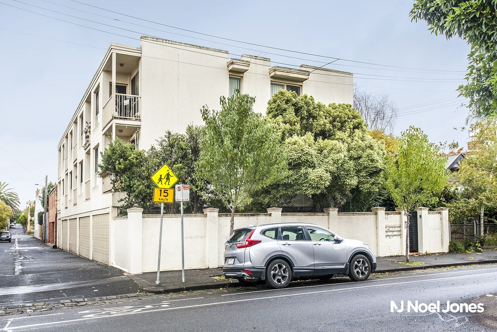 2 bedrooms Apartment / Unit / Flat in 5/23 Holtom Street East PRINCES HILL VIC, 3054