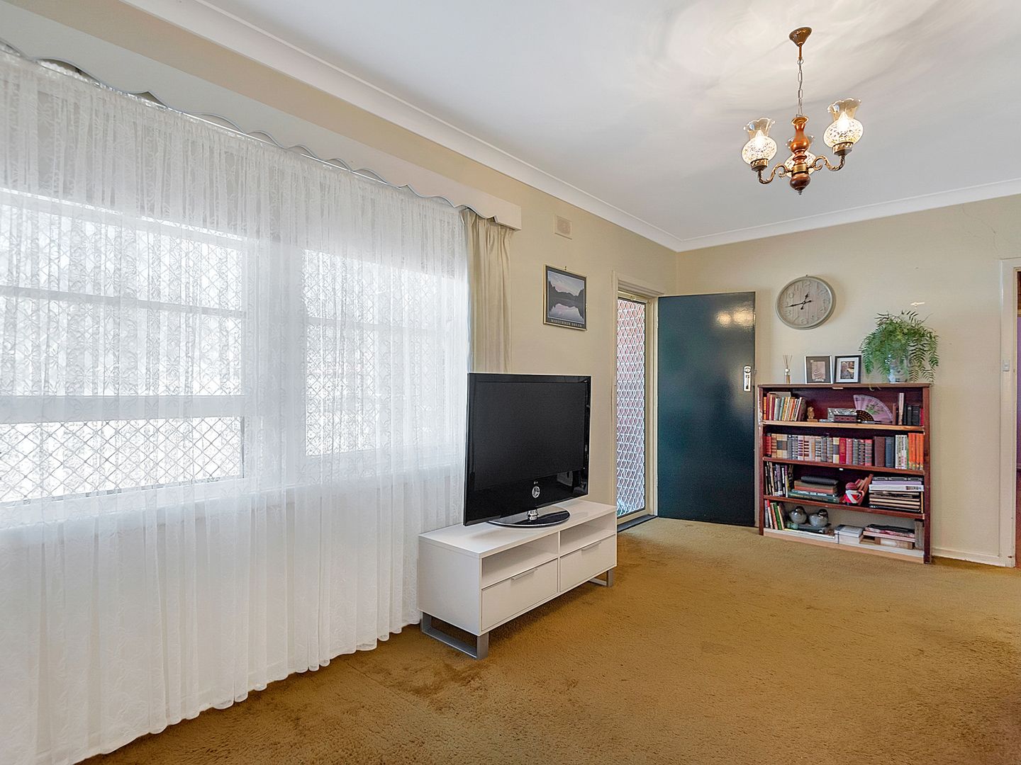 22 Prunus Avenue, Elizabeth Vale SA 5112, Image 2