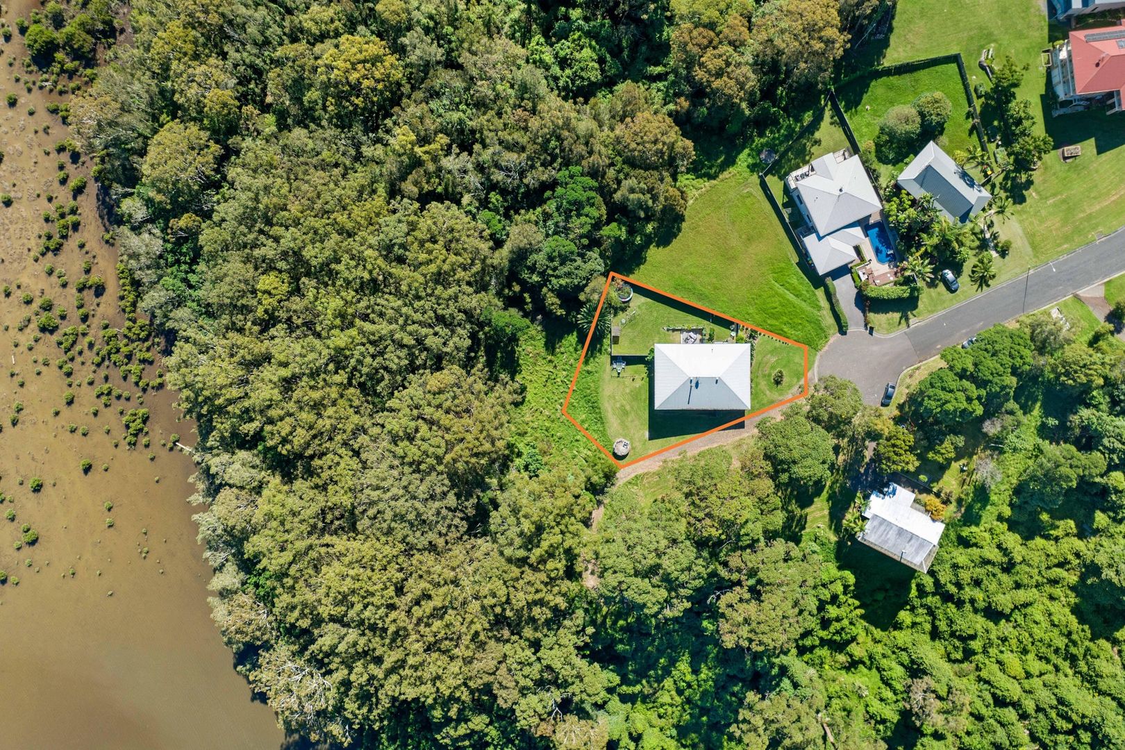 19 Viewpoint Court, Tuross Head NSW 2537, Image 2