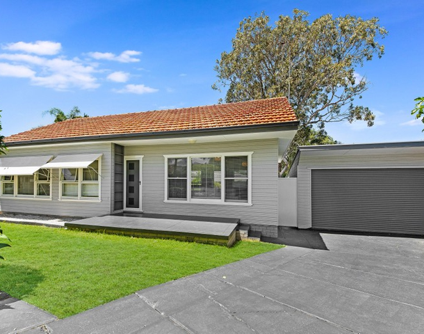 15 Caledonia Crescent, Peakhurst NSW 2210