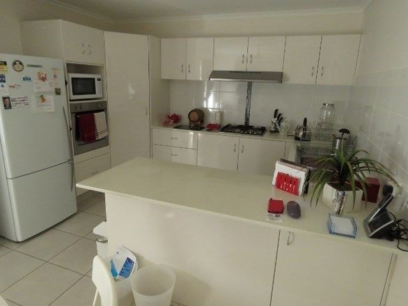 Villa 152 Palm Lake Resort/39 Wearing Road, Bargara QLD 4670, Image 2