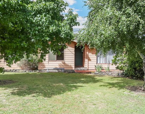 21 Mitchell Street, Cobden VIC 3266