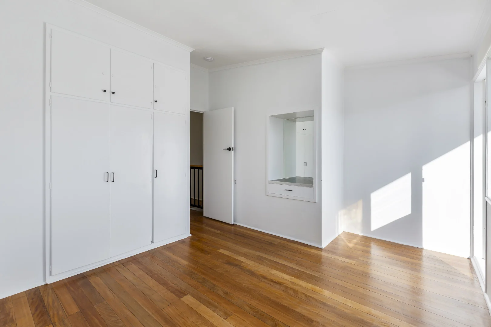 Additional image 9 of 3/19 Watson Esplanade, Surfers Paradise QLD 4217