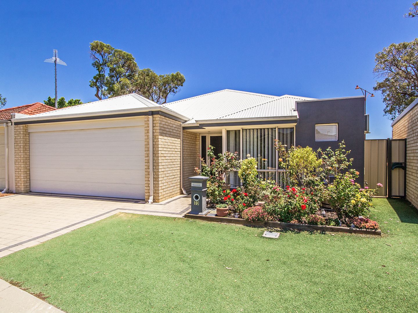 33/27 Meadow Springs Drive, Meadow Springs WA 6210 House For Sale