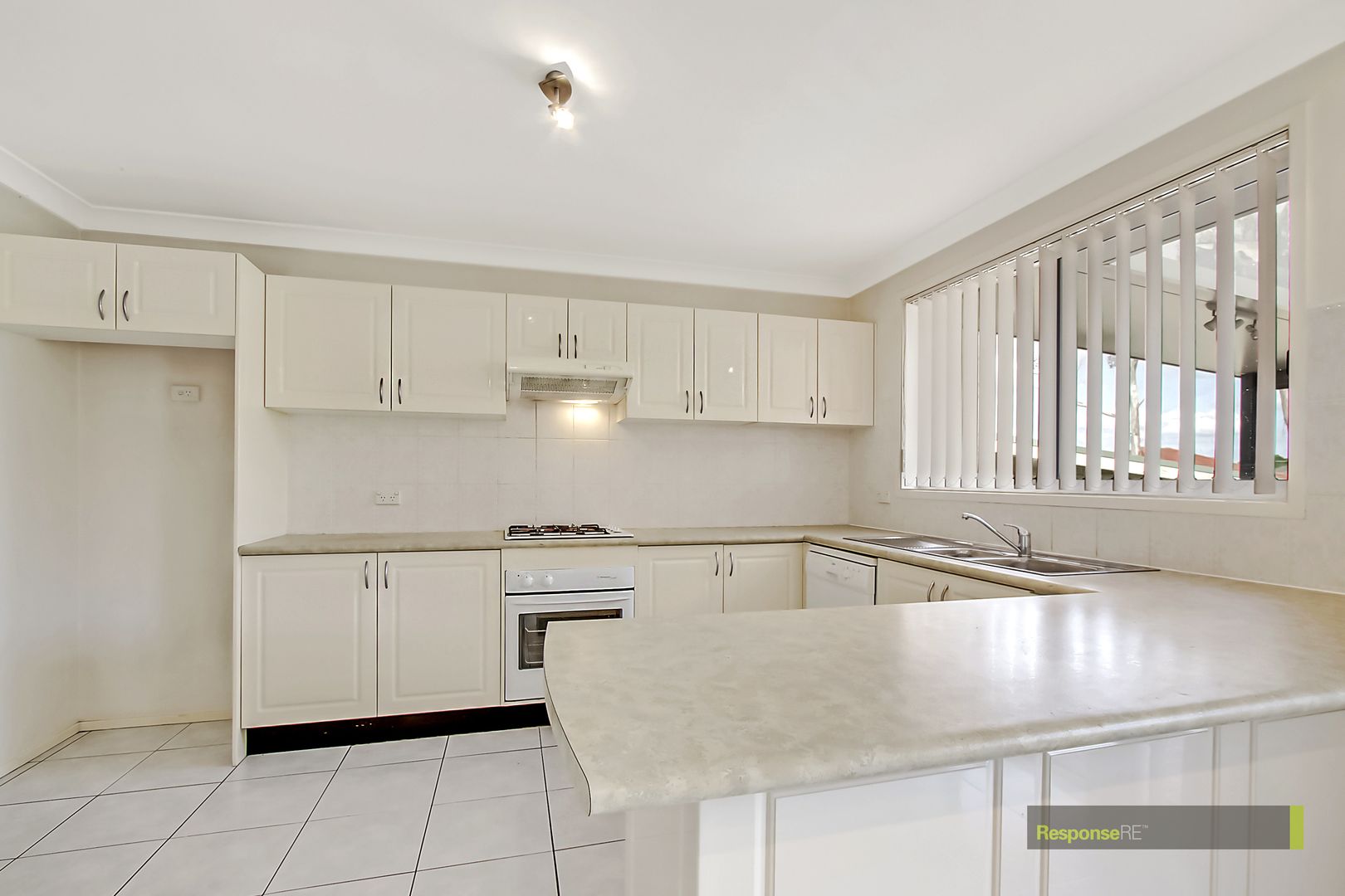 8 Forcett Close, West Hoxton NSW 2171, Image 1