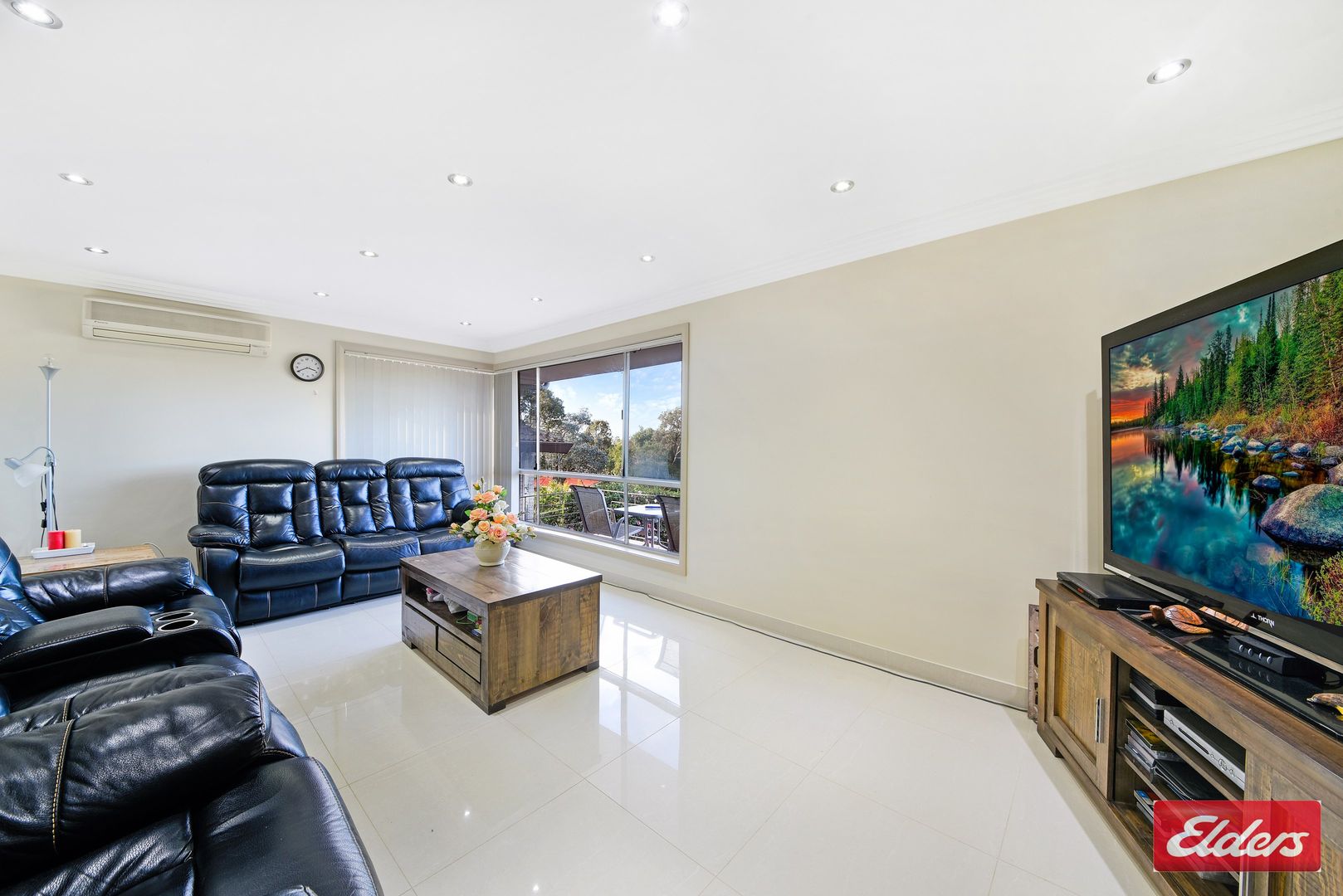 117 CAMPBELLFIELD AVENUE, Bradbury NSW 2560, Image 1