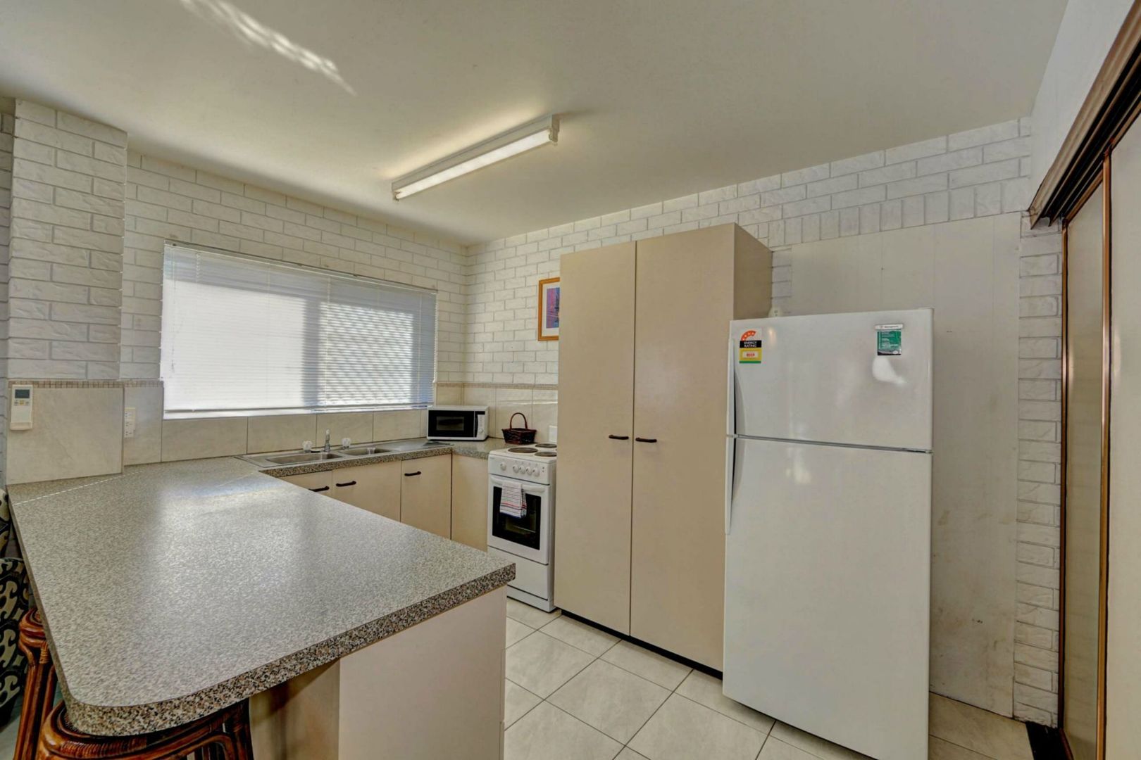 Unit 1,/35 Miller Street, Bargara QLD 4670 Apartment For Rent Domain