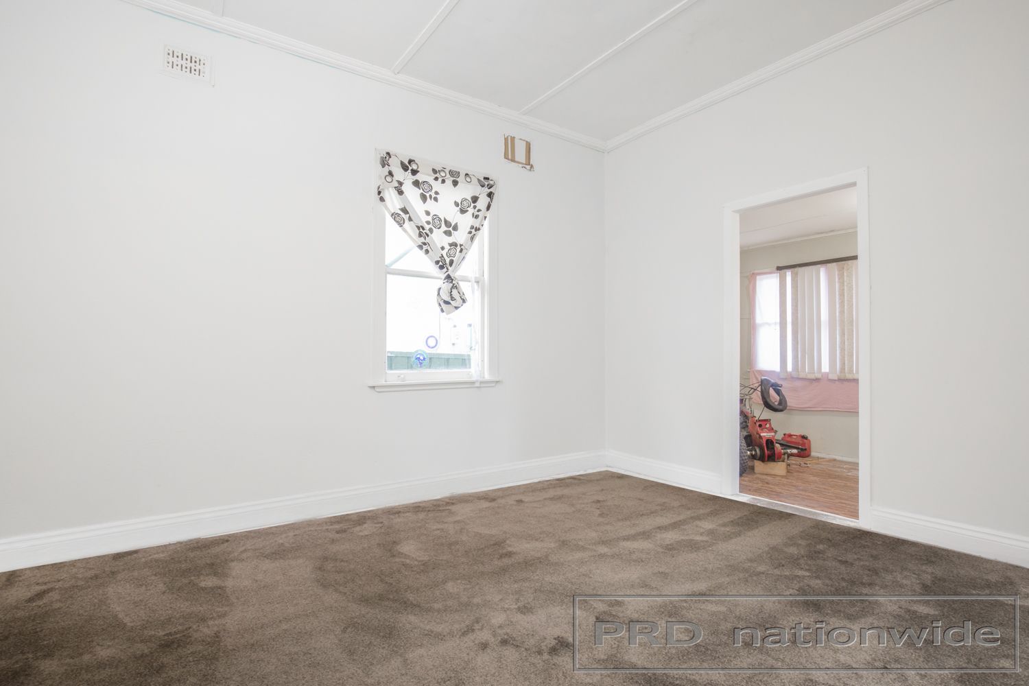 8 Radford street, Horseshoe Bend NSW 2320, Image 1