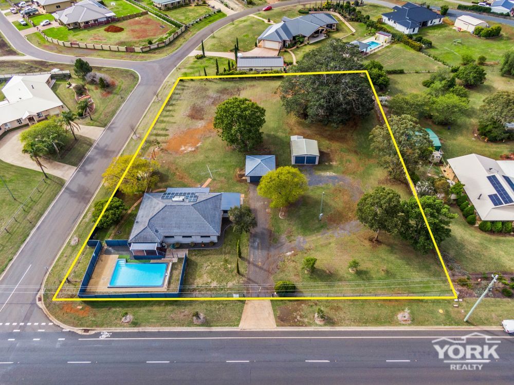 19 Cary Road, Glenvale QLD 4350