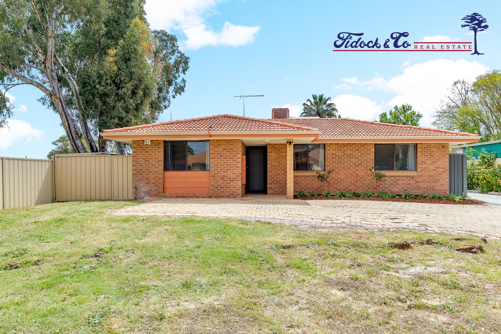 29 Cambell Road, Armadale WA 6112