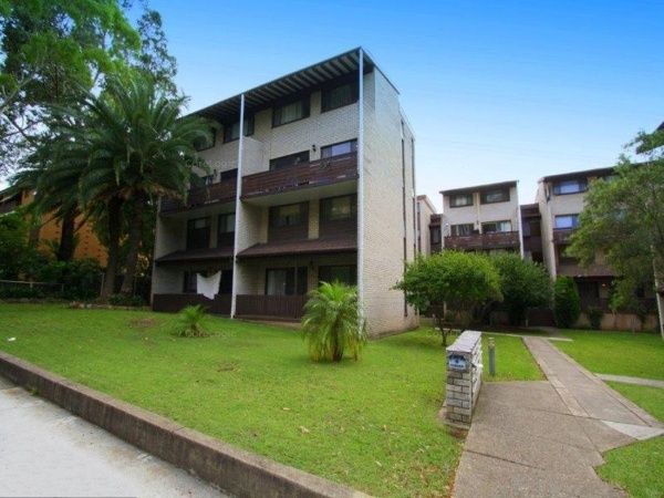2 bedrooms Apartment / Unit / Flat in 31/479 Chapel Road BANKSTOWN NSW, 2200
