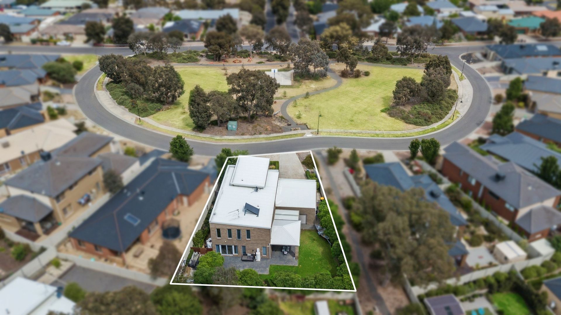 9 Tununga Circuit, Kangaroo Flat VIC 3555, Image 2