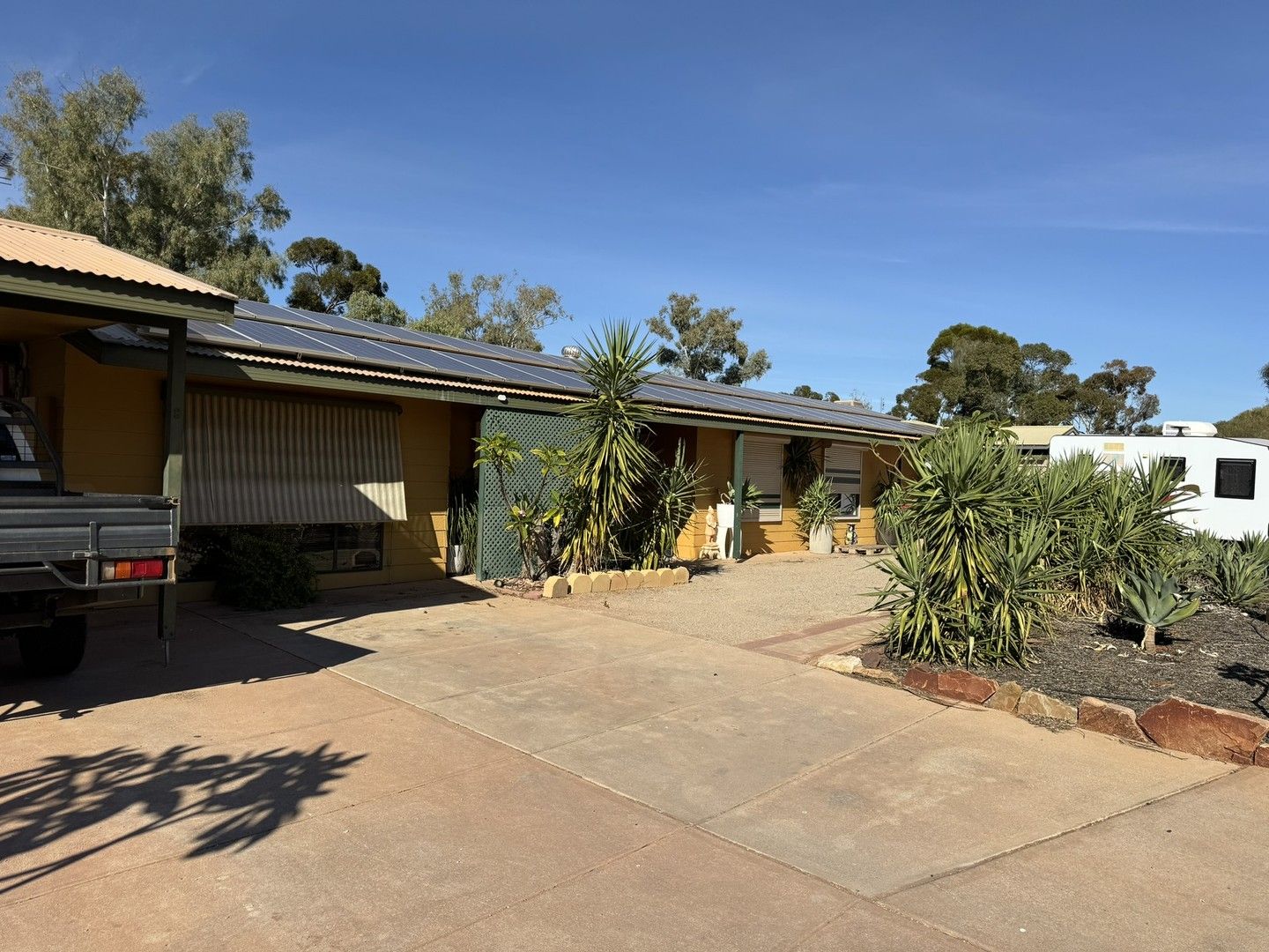 8 Nyaroo Ct, Roxby Downs SA 5725, Image 0