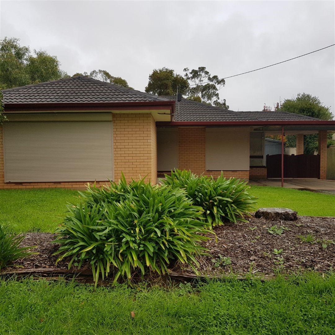 3 bedrooms House in 12 Stoneybrook Drive PARADISE SA, 5075