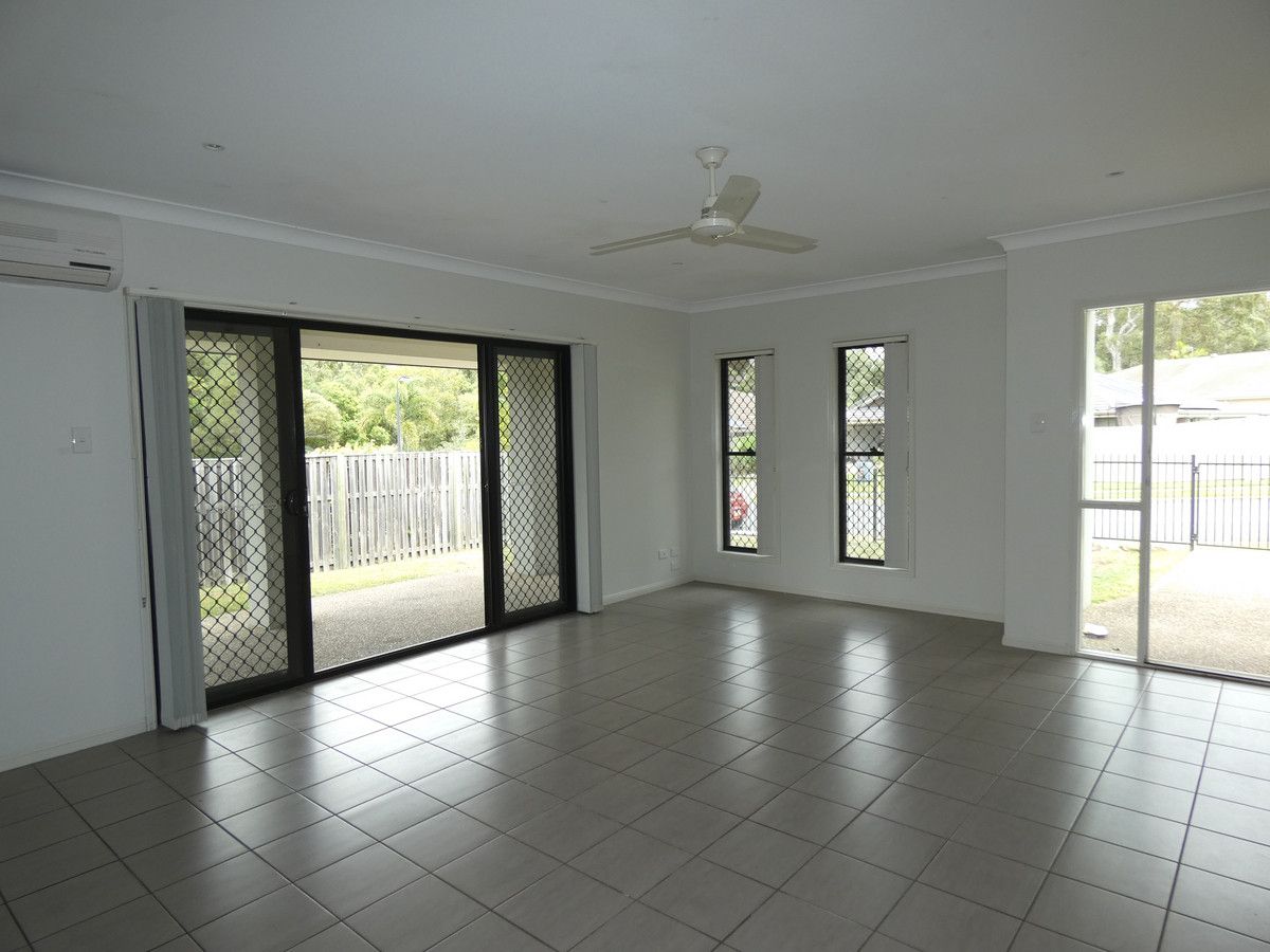 5 Garawarra Crescent, Upper Coomera QLD 4209, Image 2