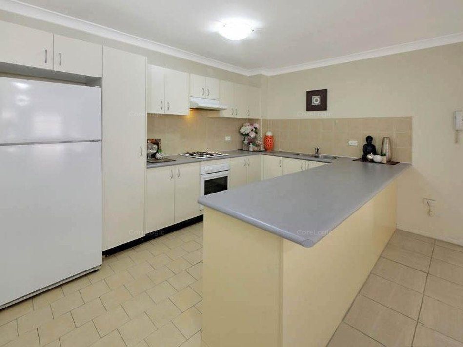 2 bedrooms Apartment / Unit / Flat in 44/5-9 Fourth Avenue BLACKTOWN NSW, 2148