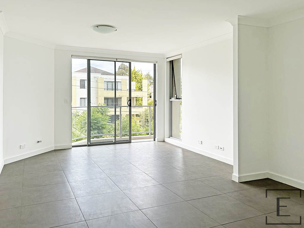 2 bedrooms Apartment / Unit / Flat in 8/26 Lydbrook Street WESTMEAD NSW, 2145