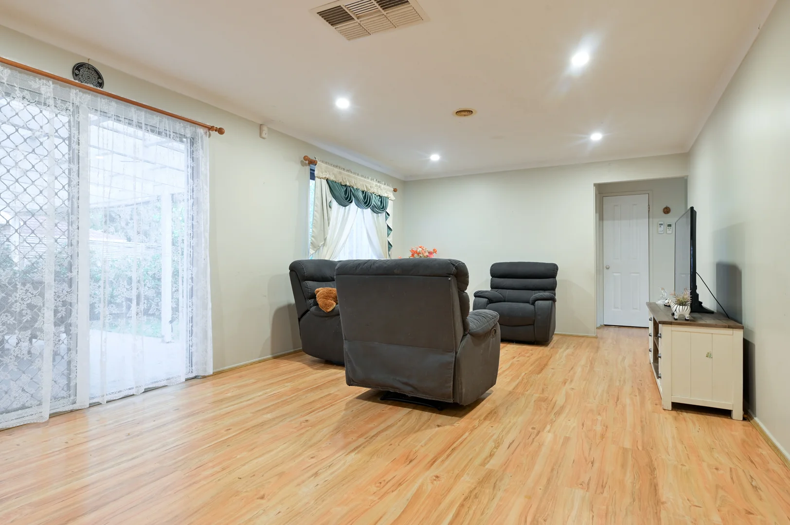 Additional image 9 of 4 Natanya Way, Kilsyth VIC 3137