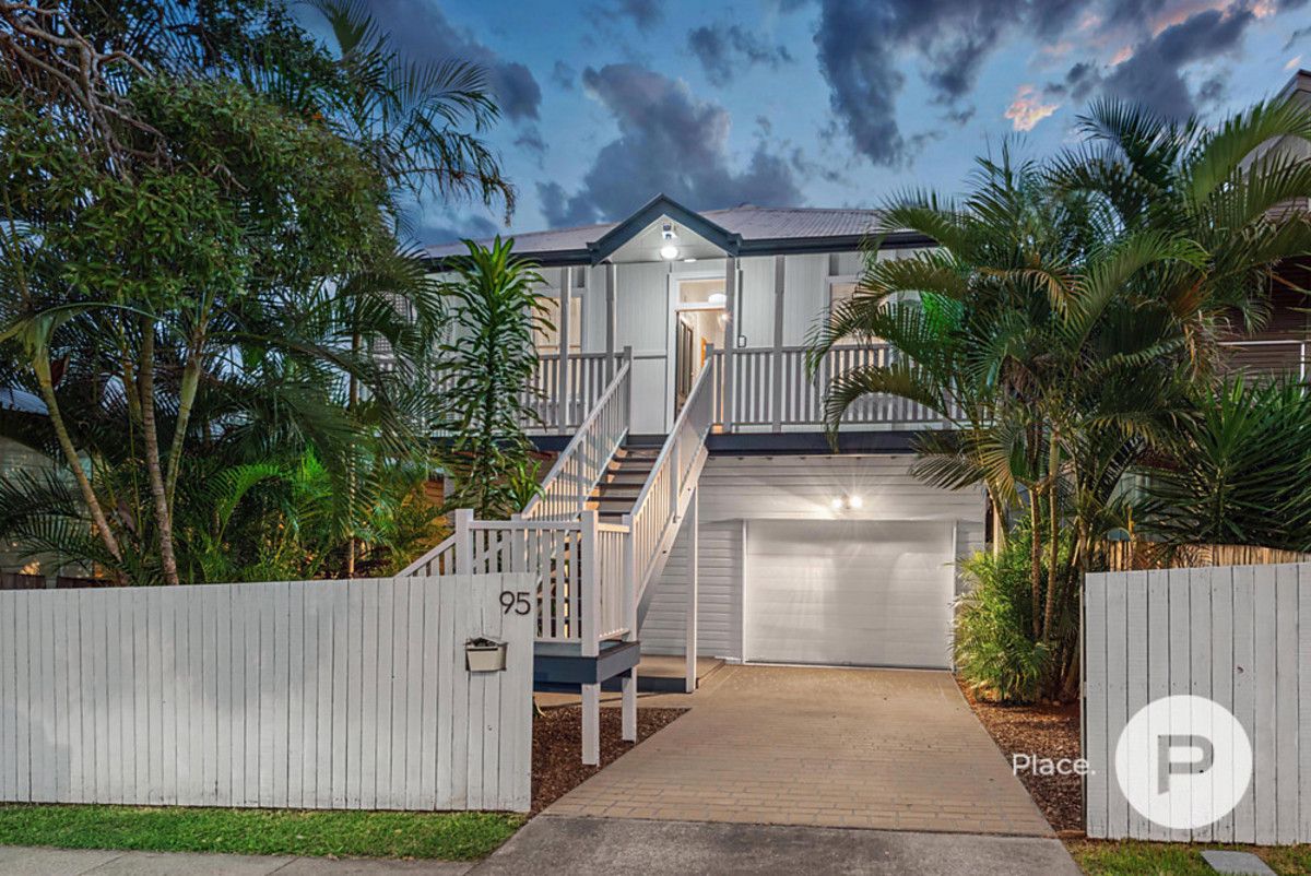 4 bedrooms House in 95 Ekibin Road ANNERLEY QLD, 4103