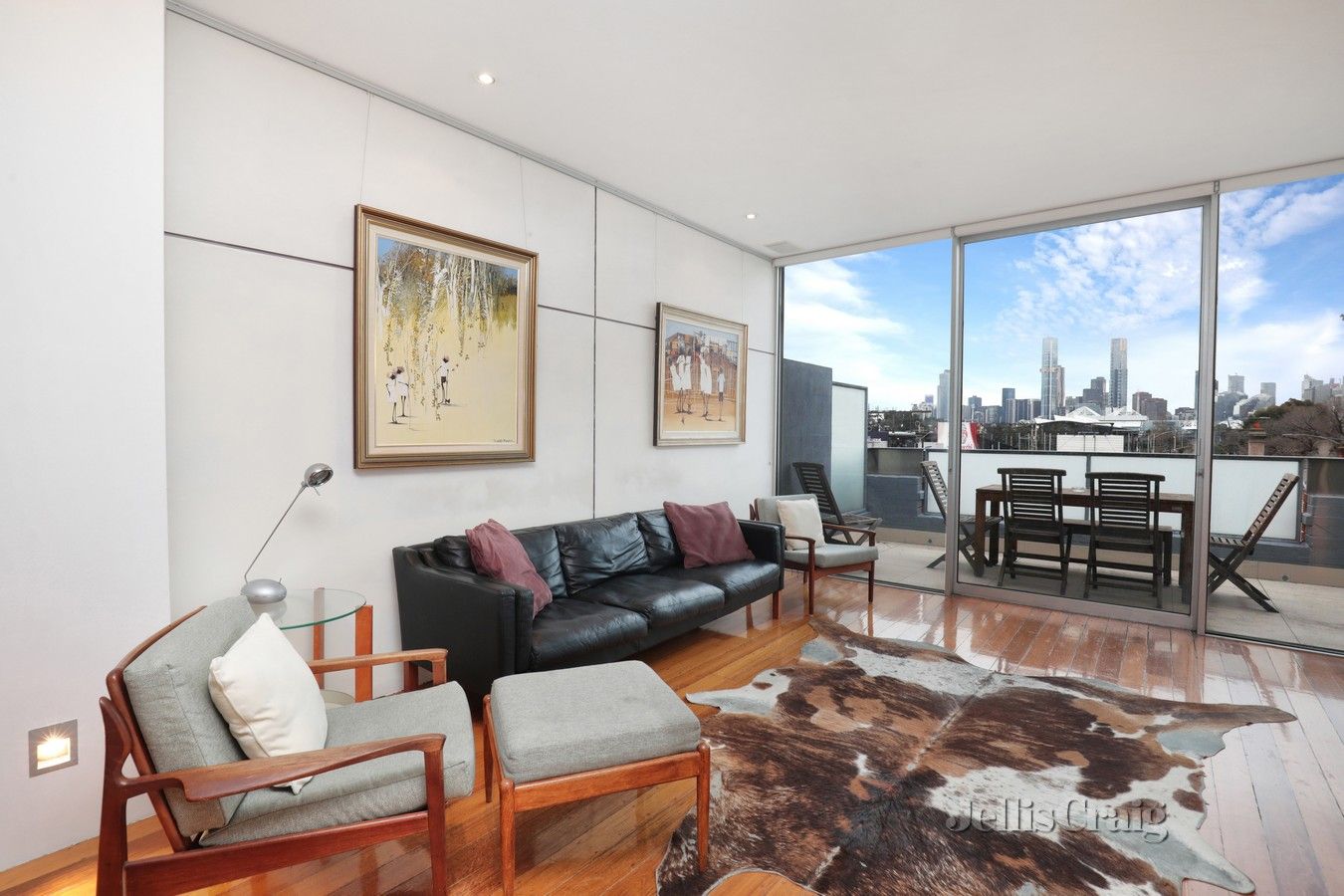 3 bedrooms Townhouse in 5 Stewart Place RICHMOND VIC, 3121