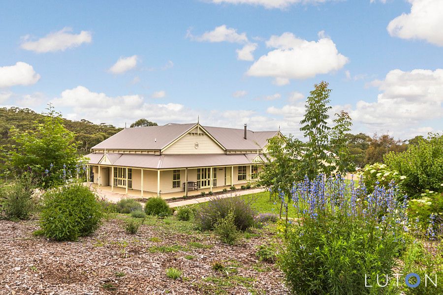 120 Dolomite Drive, MOUNT FAIRY NSW 2580, Image 1