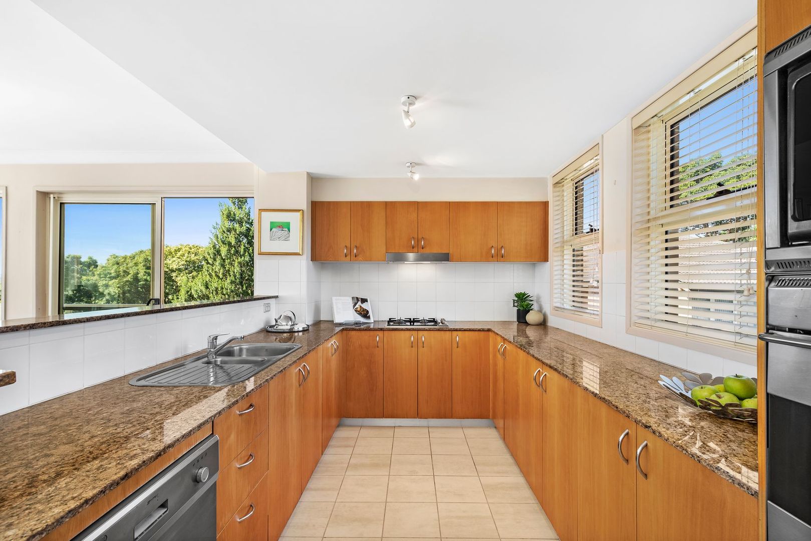 202/12 Karrabee Avenue, Huntleys Cove NSW 2111, Image 2