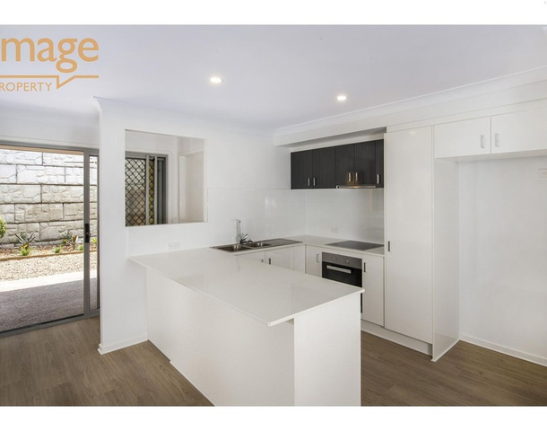 60/30 Taylor Place, Mackenzie QLD 4156