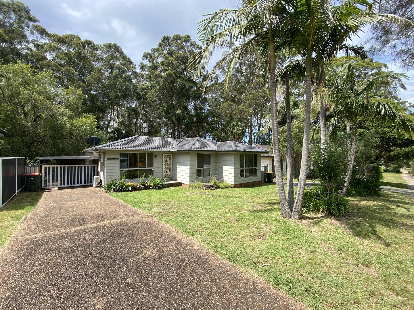 3 bedrooms House in 12 Casuarina Avenue MEDOWIE NSW, 2318