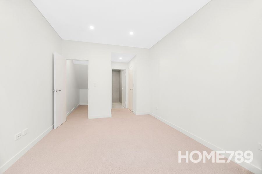 20/117 Bowden St, Meadowbank NSW 2114, Image 2