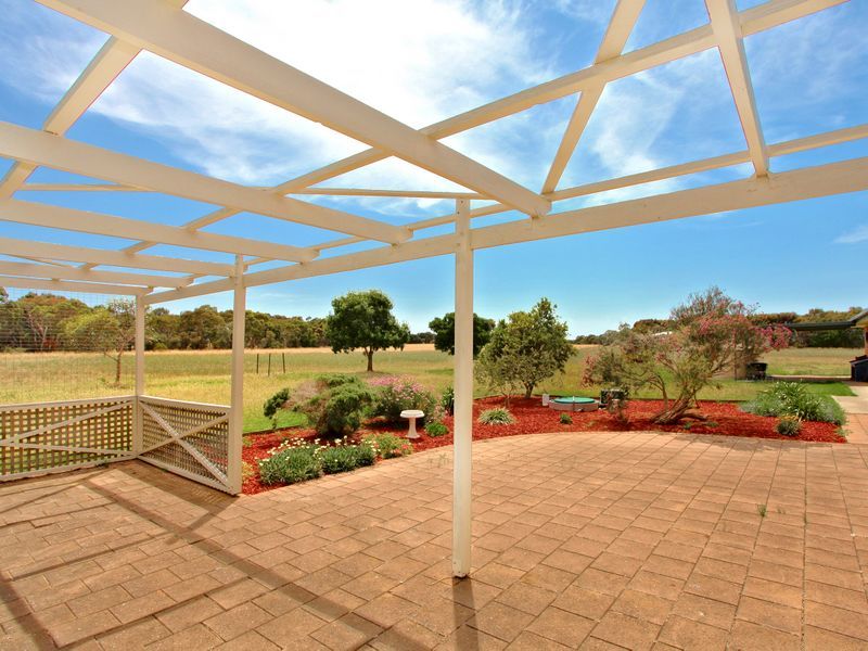 26 Glengrove Road, FINNISS SA 5255, Image 2