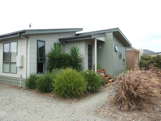 13 Rosella Grove, Cowes VIC 3922, Image 0