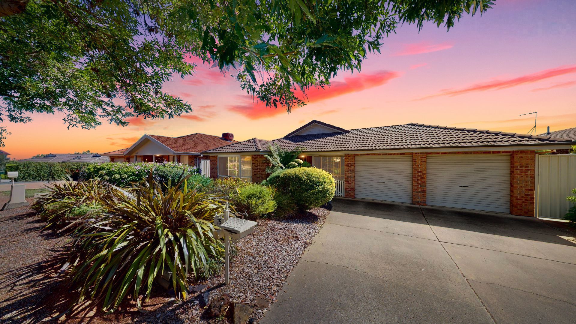 Queanbeyan NSW 2620 4 beds house for Sale, 1,050,000 2018457443