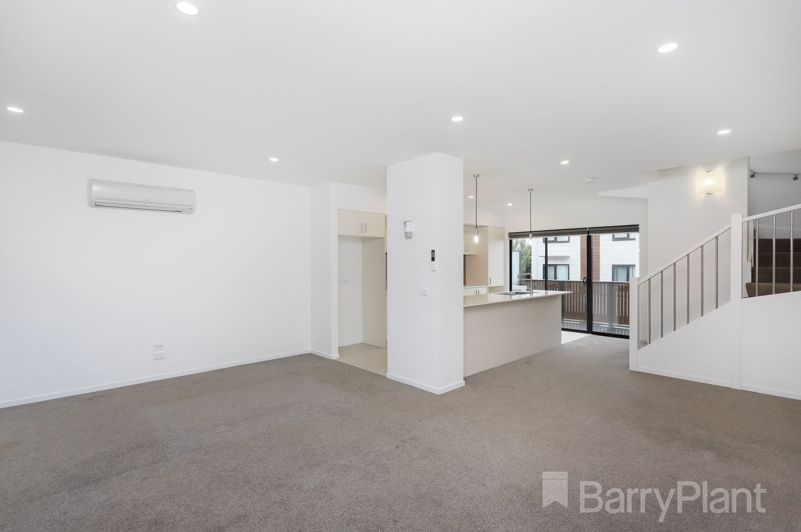 22/15 Mullenger Road, Braybrook VIC 3019, Image 2