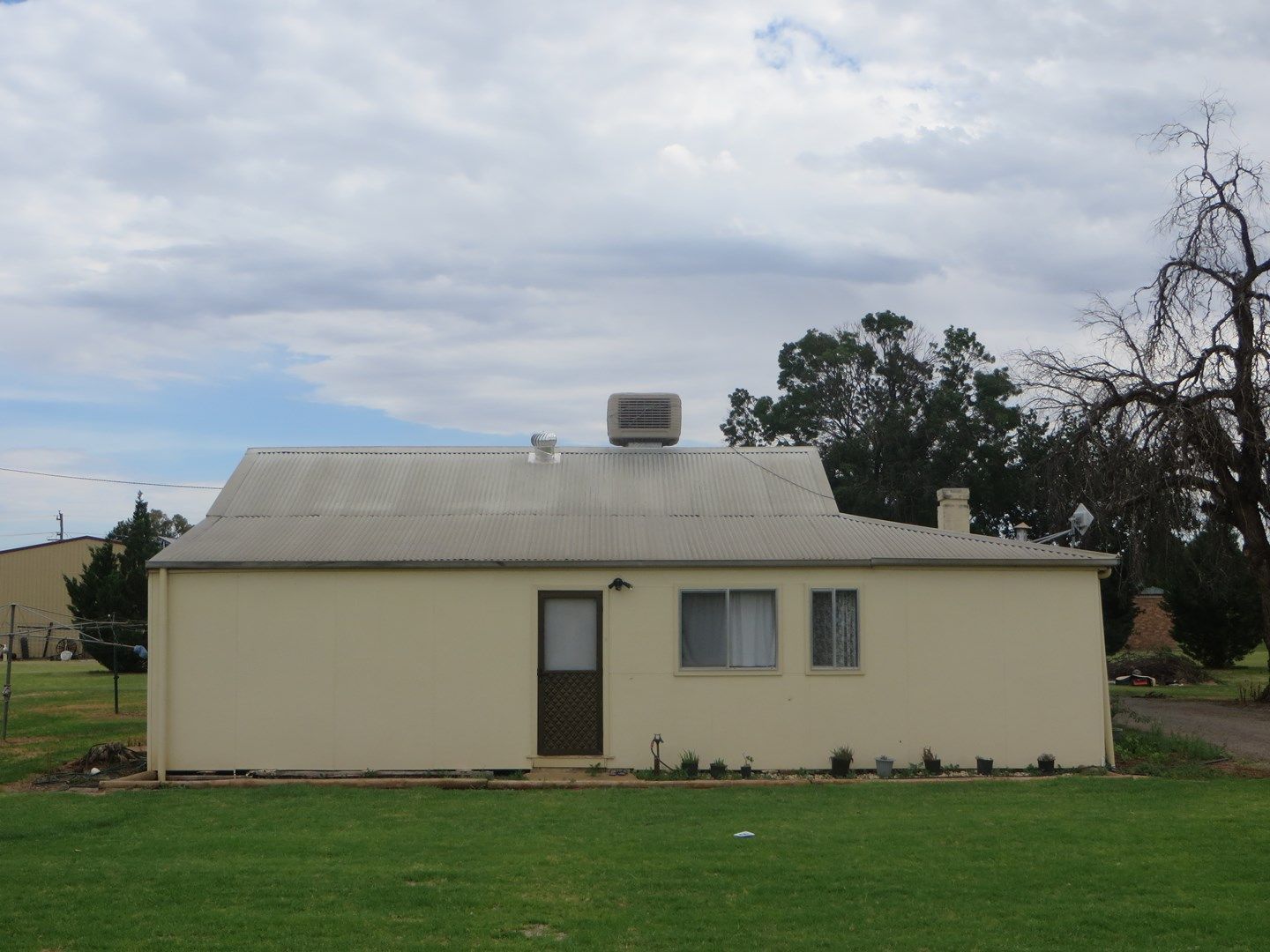 987 Brace Road, Griffith NSW 2680, Image 0