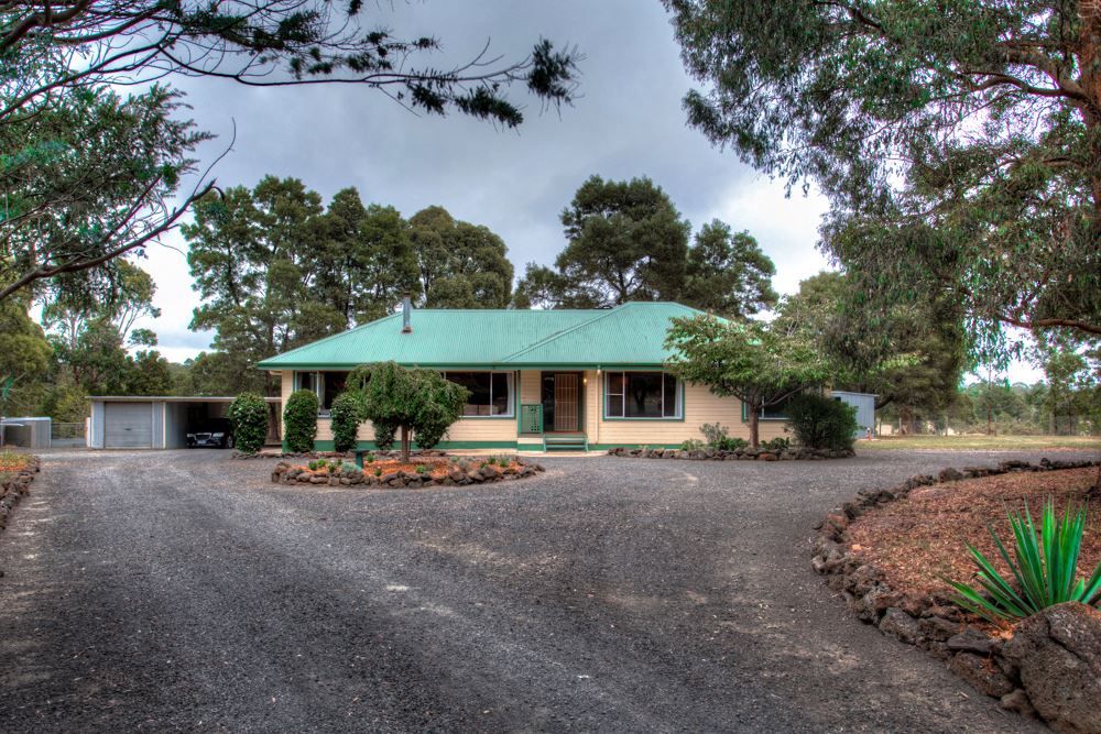 5 Forest Court, Enfield VIC 3352, Image 0
