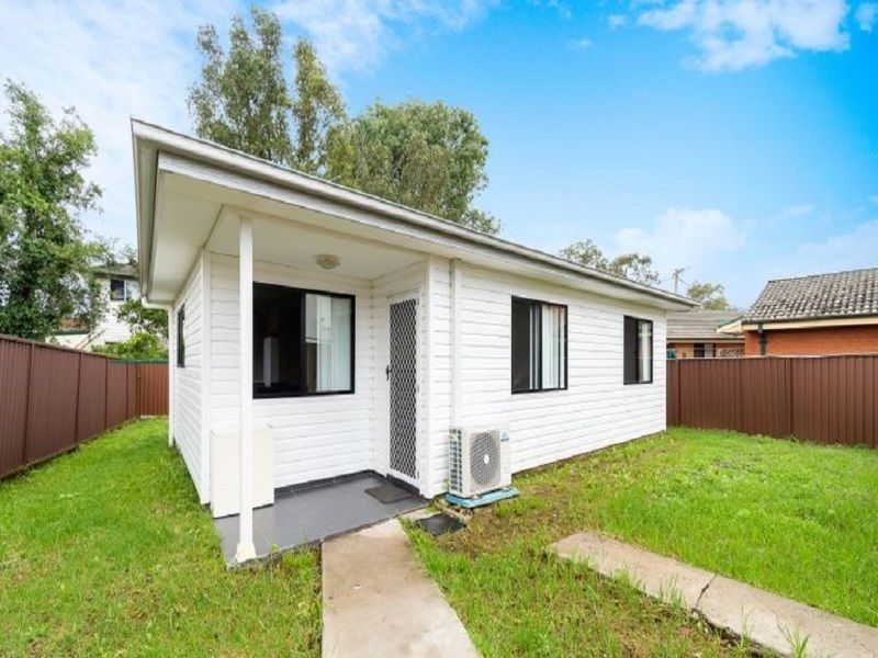2 bedrooms Semi-Detached in 6A Clive Street FAIRFIELD NSW, 2165