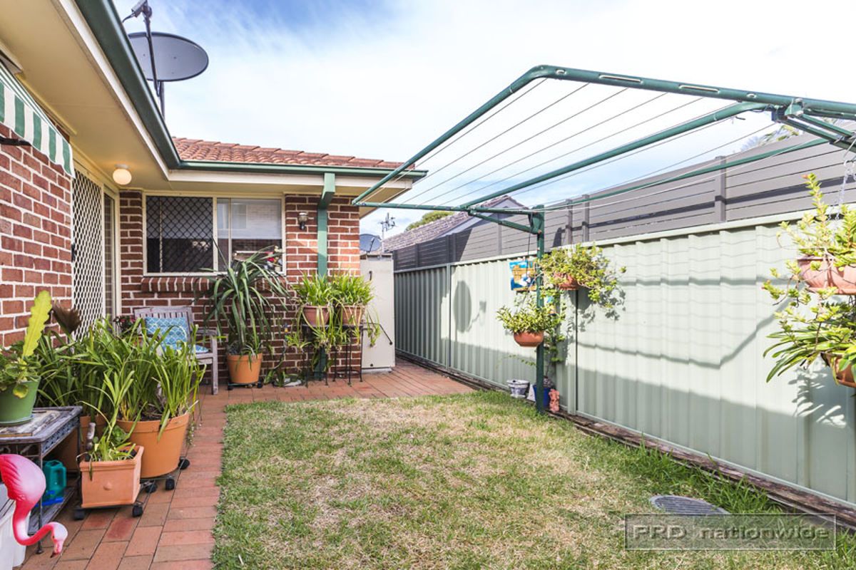 4/4 Veda Street, Hamilton NSW 2303, Image 1