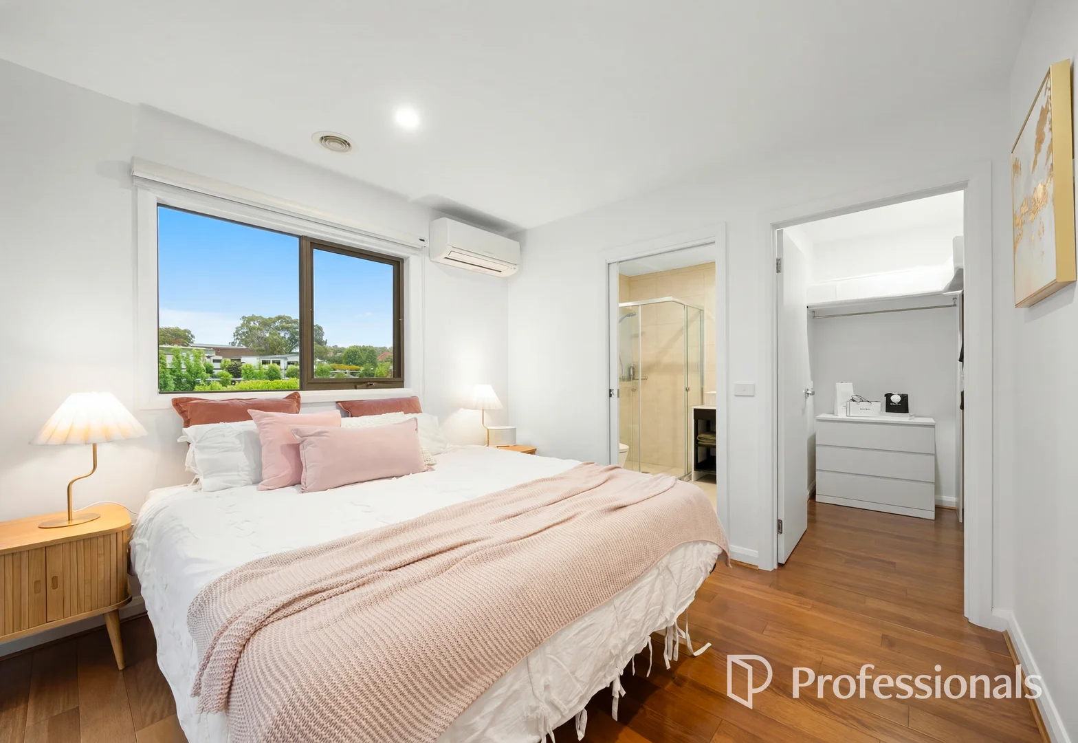 Additional image 5 of 2/7 Toinette Court, Doncaster East VIC 3109