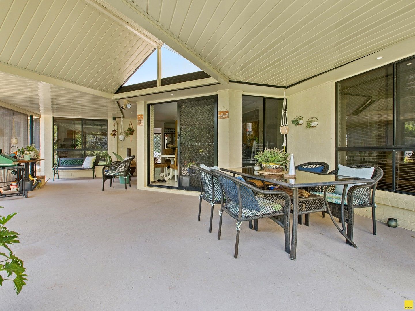 4 bedrooms House in 11 Echidna Court CAPALABA QLD, 4157