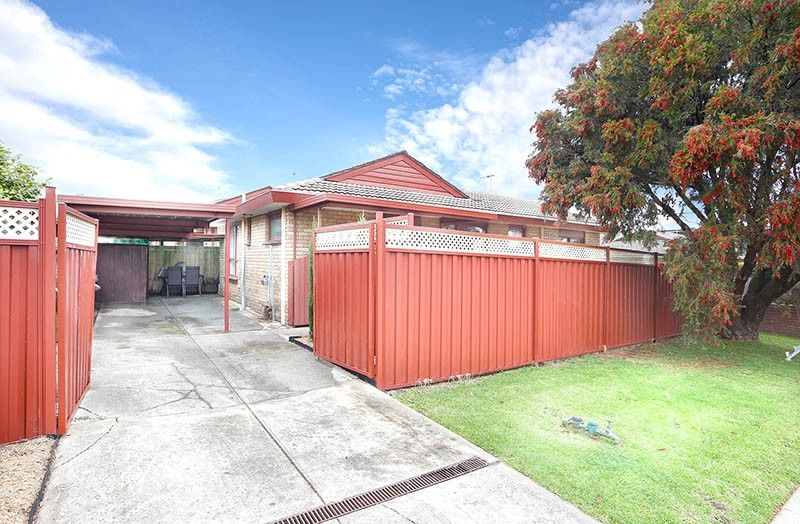 1/38 Grevillia Road, Oak Park VIC 3046, Image 1